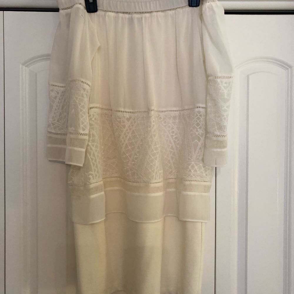 Bailey 44 cream off the shoulders dress.